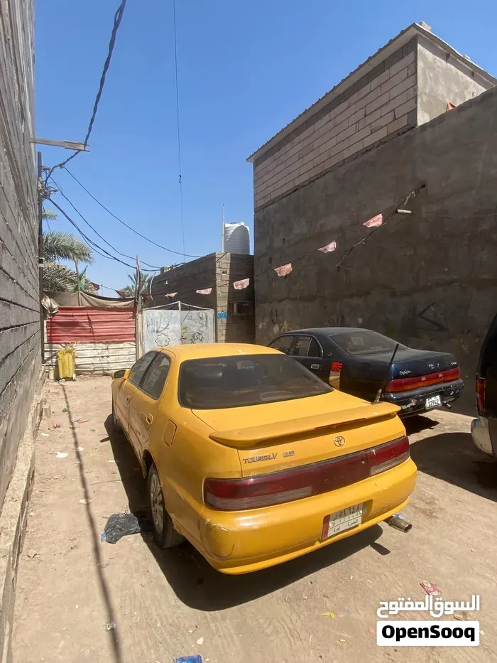 Toyota Cressida 2000 photo 2