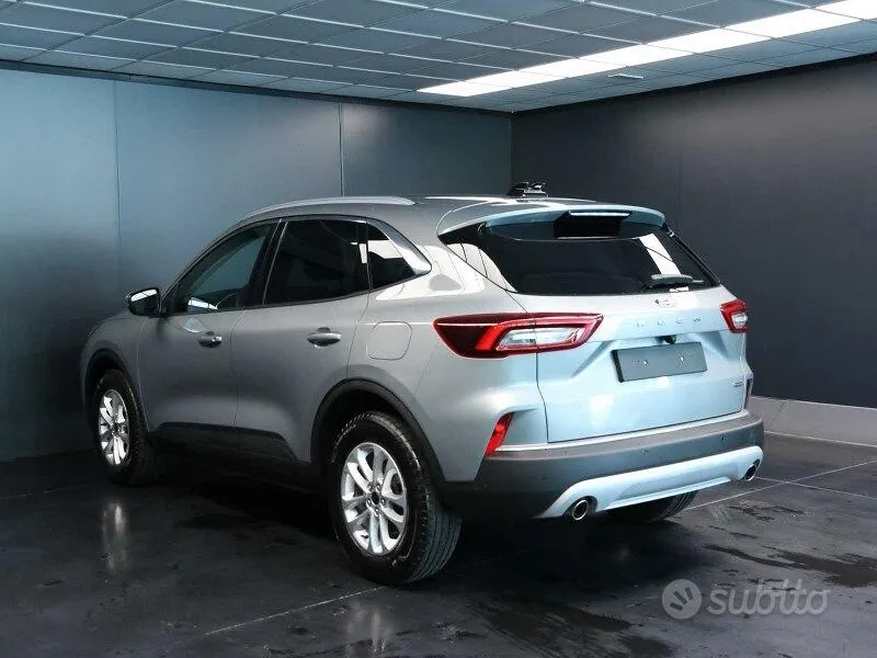 Ford Kuga 2025 photo 4