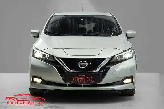 Nissan Leaf 2018 photo 2