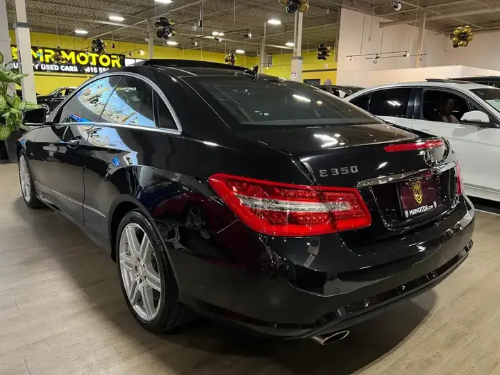 Mercedes-Benz E-Class 2012 photo 3