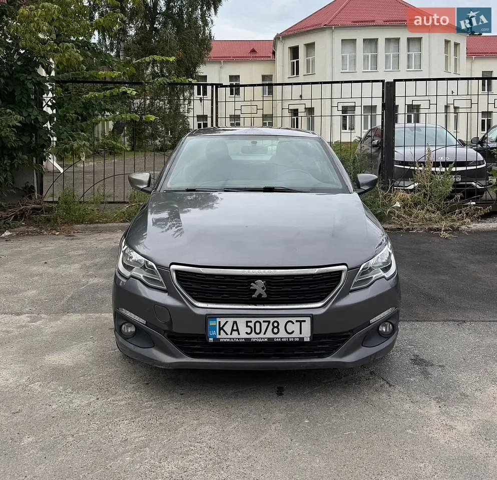 Peugeot 301