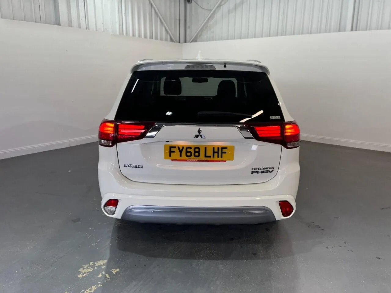 Mitsubishi Outlander 2018 photo 5