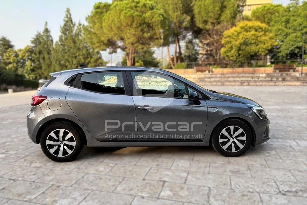 Renault Clio 2023 photo 4