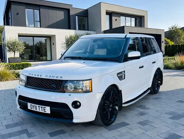 Land Rover Range Rover Sport 2011 photo 4