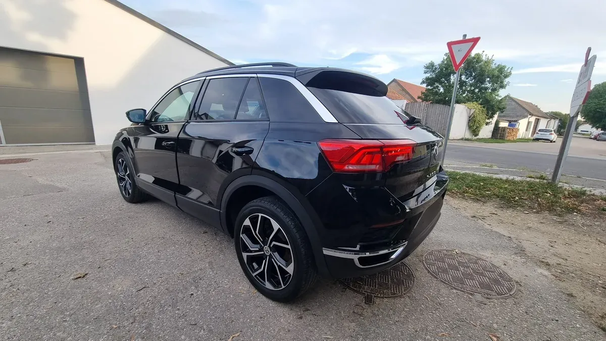 Volkswagen T-Roc 2018 photo 3