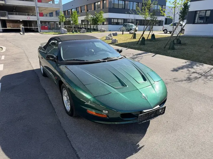 Pontiac Firebird 1998 photo 2