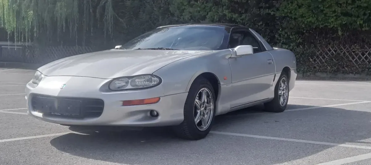 Chevrolet Camaro 1998 photo 2
