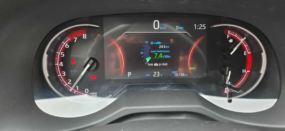 Toyota Rav4 2025 photo 4