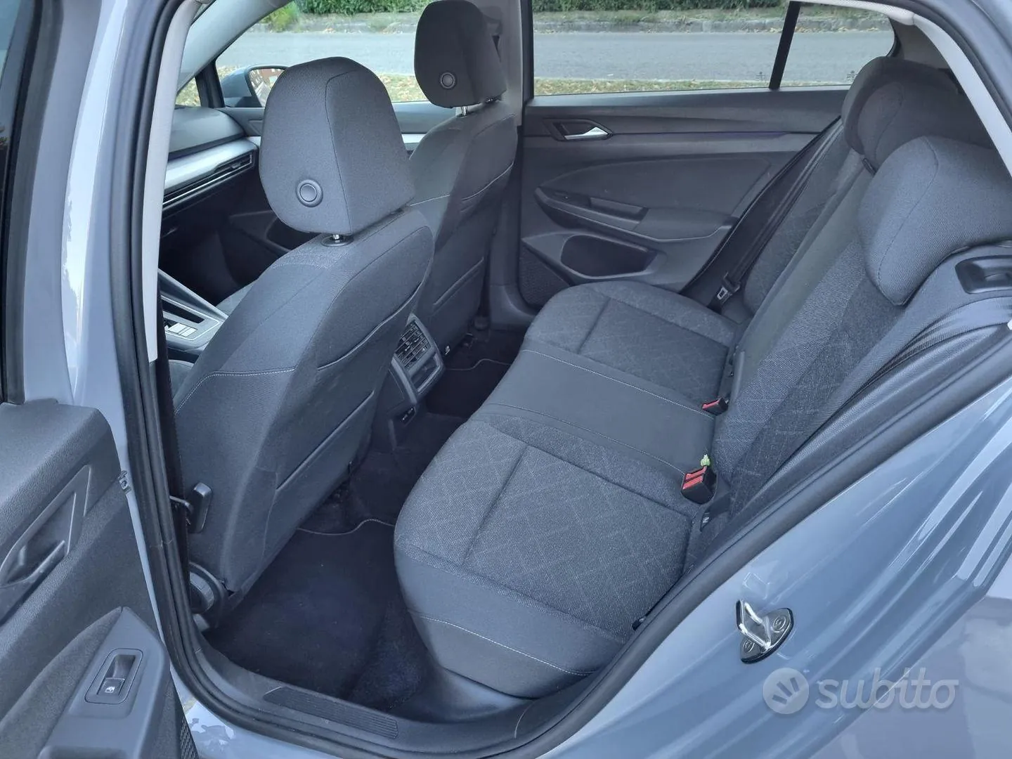 Volkswagen Golf 2022 photo 3