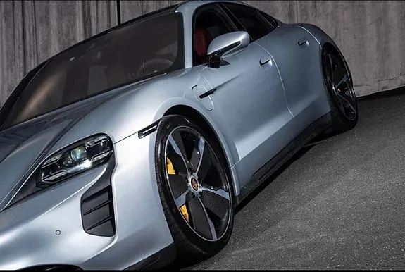 Porsche Taycan Turbo S 2020 photo 5