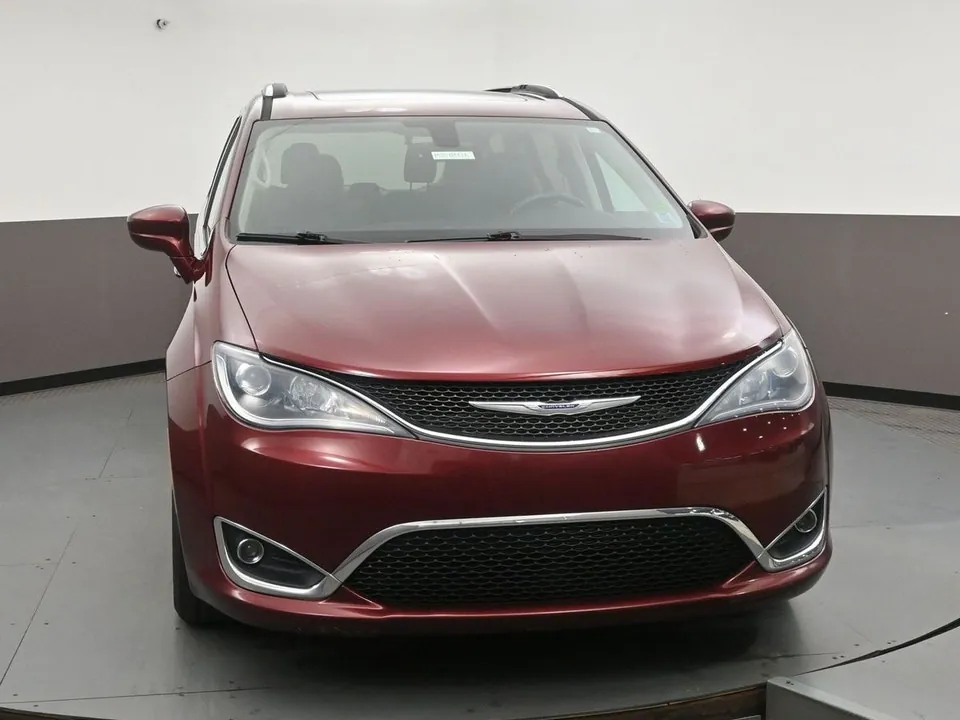 Chrysler Pacifica 2019 photo 2