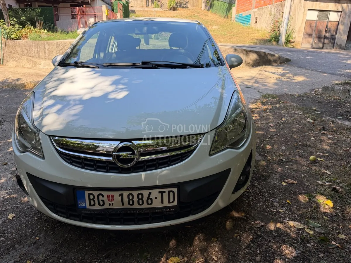 Opel Corsa D 2011 photo 2