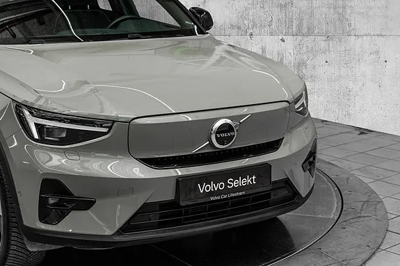 Volvo Xc40 2024 photo 2