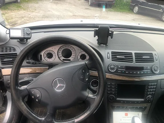 Mercedes-Benz E280 2006 photo 4