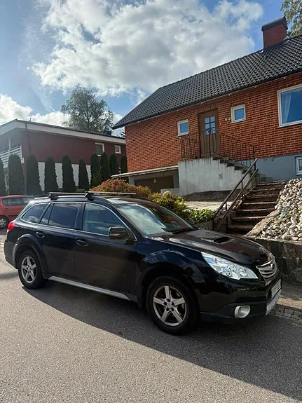 Subaru Outback 2010 photo 3
