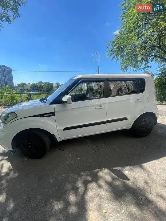 Kia Soul 2010 photo 3