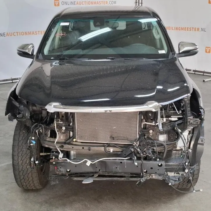 Toyota Hilux 2025 photo 3