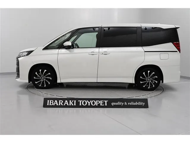 Toyota Corolla Hybrid 2025 photo 5