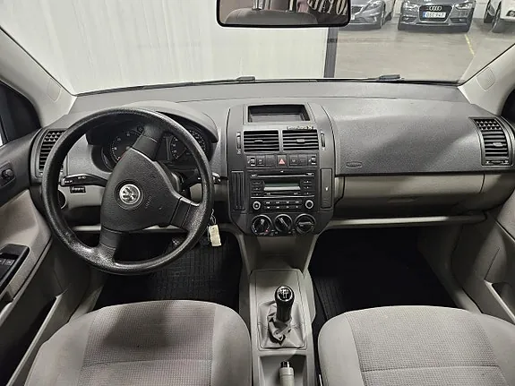 Volkswagen Polo 2007 photo 5