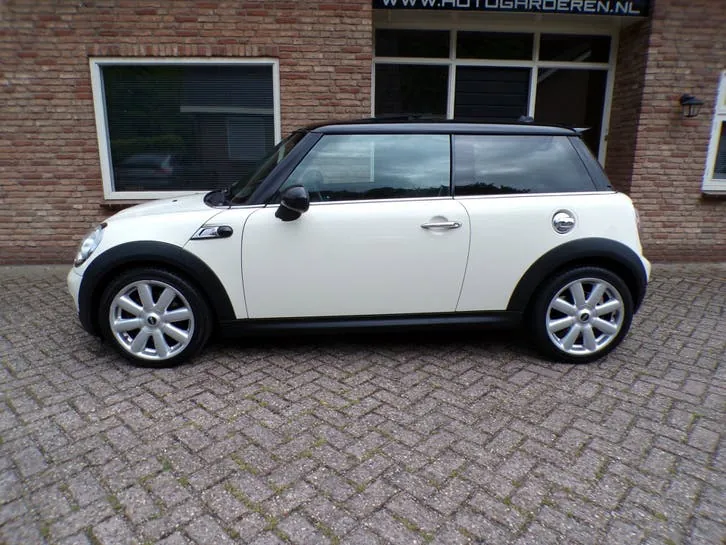 Mini Cooper S 2007 photo 2