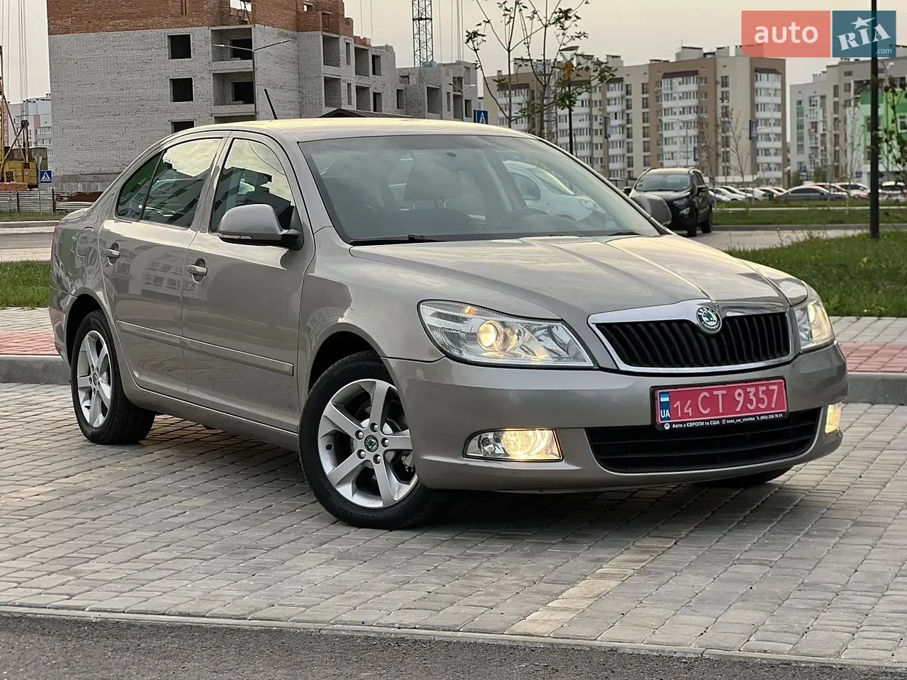 Skoda Octavia 2011 photo 3
