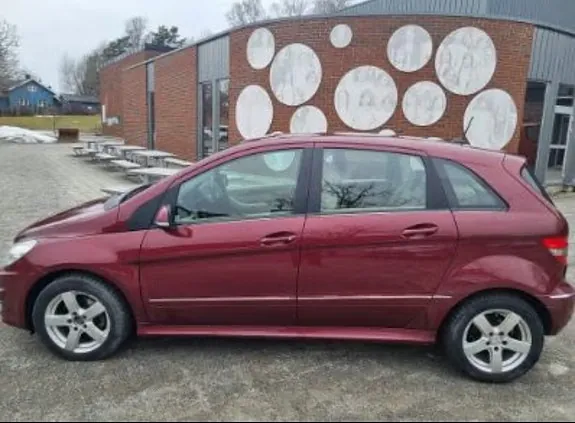 Mercedes-Benz B180 D