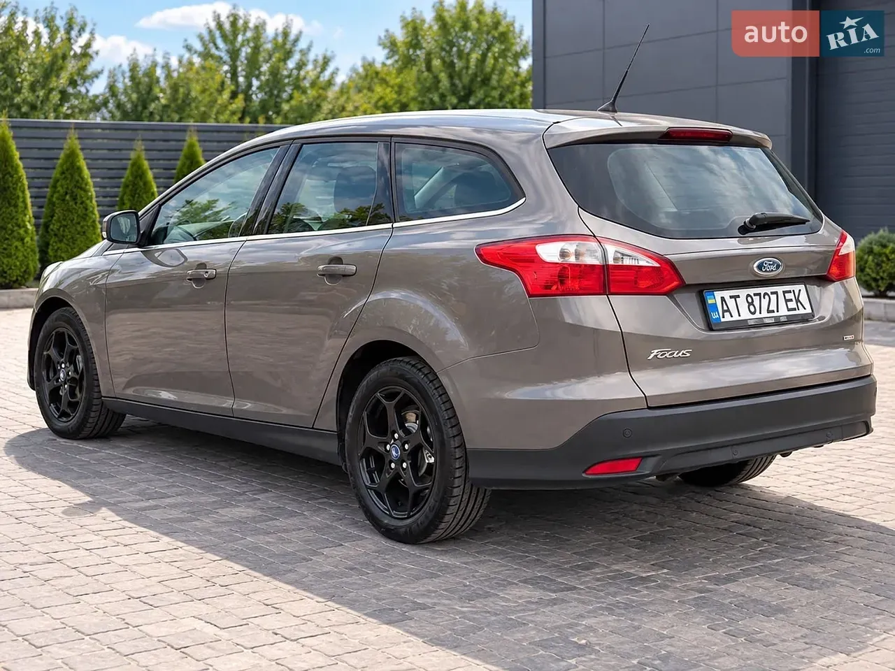 Ford Focus 2012 photo 3