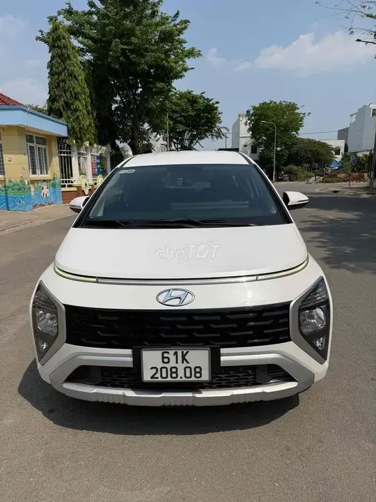 Hyundai Stargazer