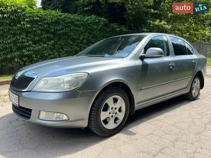 Skoda Octavia 2011 photo 4