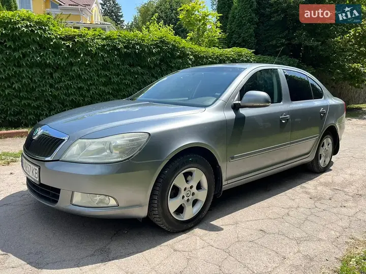 Skoda Octavia 2011 photo 5