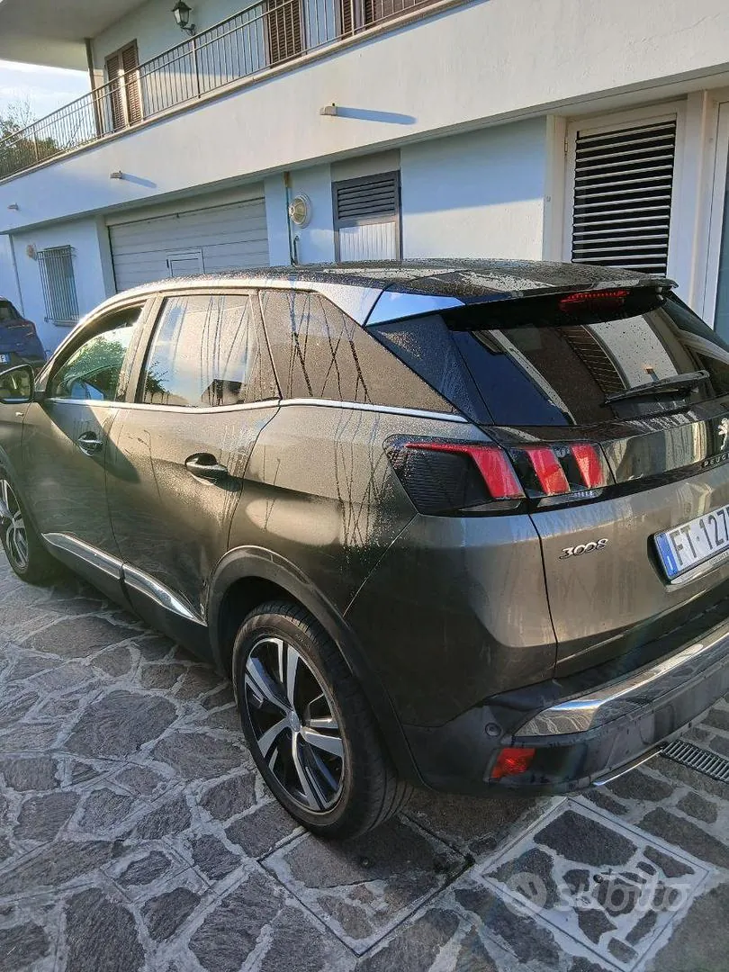 Peugeot 3008 2018 photo 3