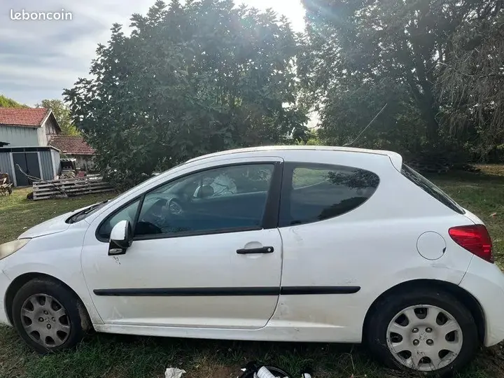 Peugeot 207