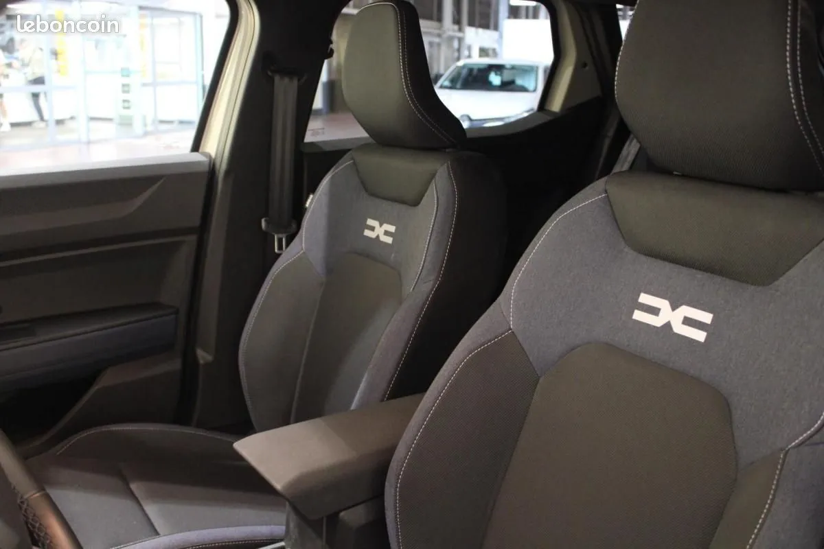 Dacia Duster 2025 photo 5