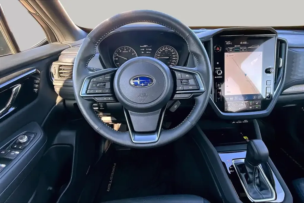 Subaru Forester 2025 photo 3