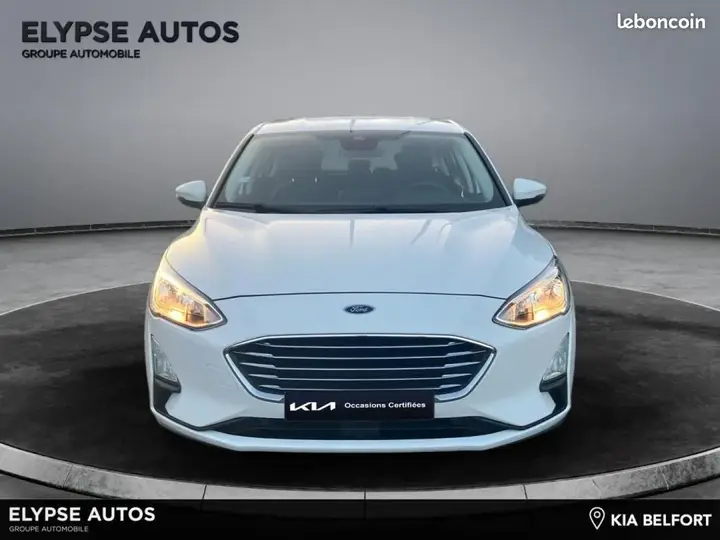 Ford Focus 2018 photo 2