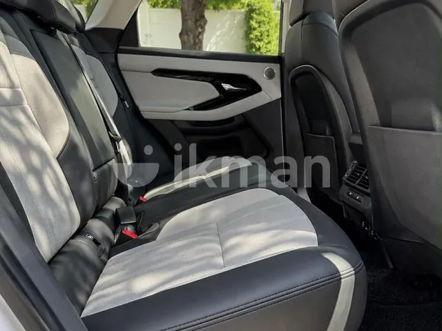 Land Rover Range Rover Evoque 2024 photo 5