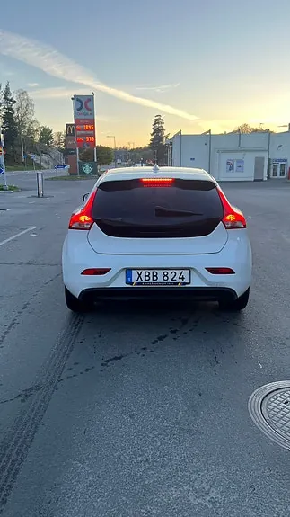 Volvo V40 2015 photo 2