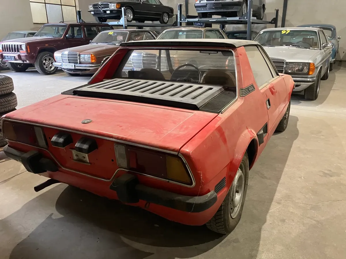 Fiat X1/9 1975 photo 2