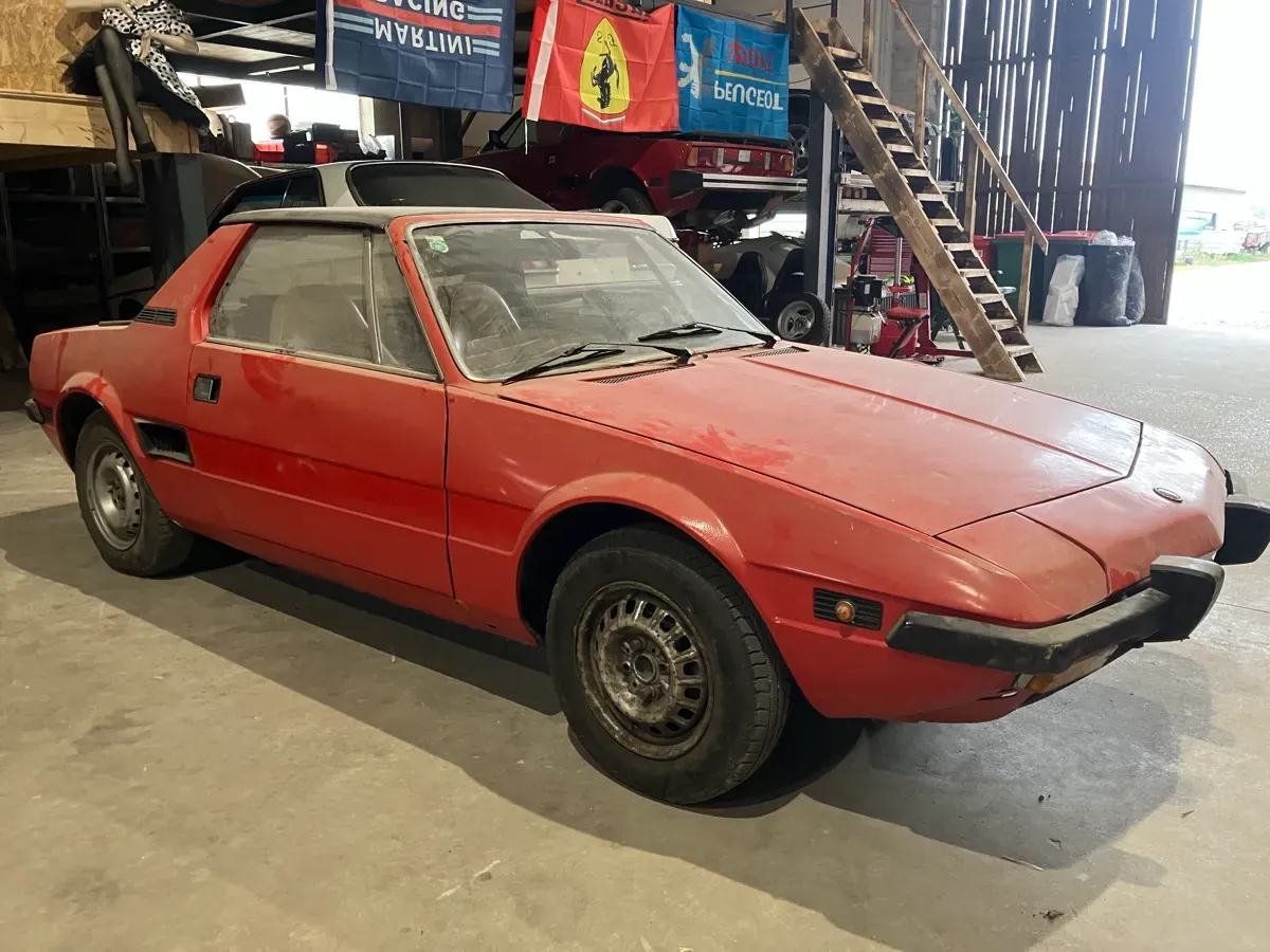 Fiat X1/9 1975 photo 3