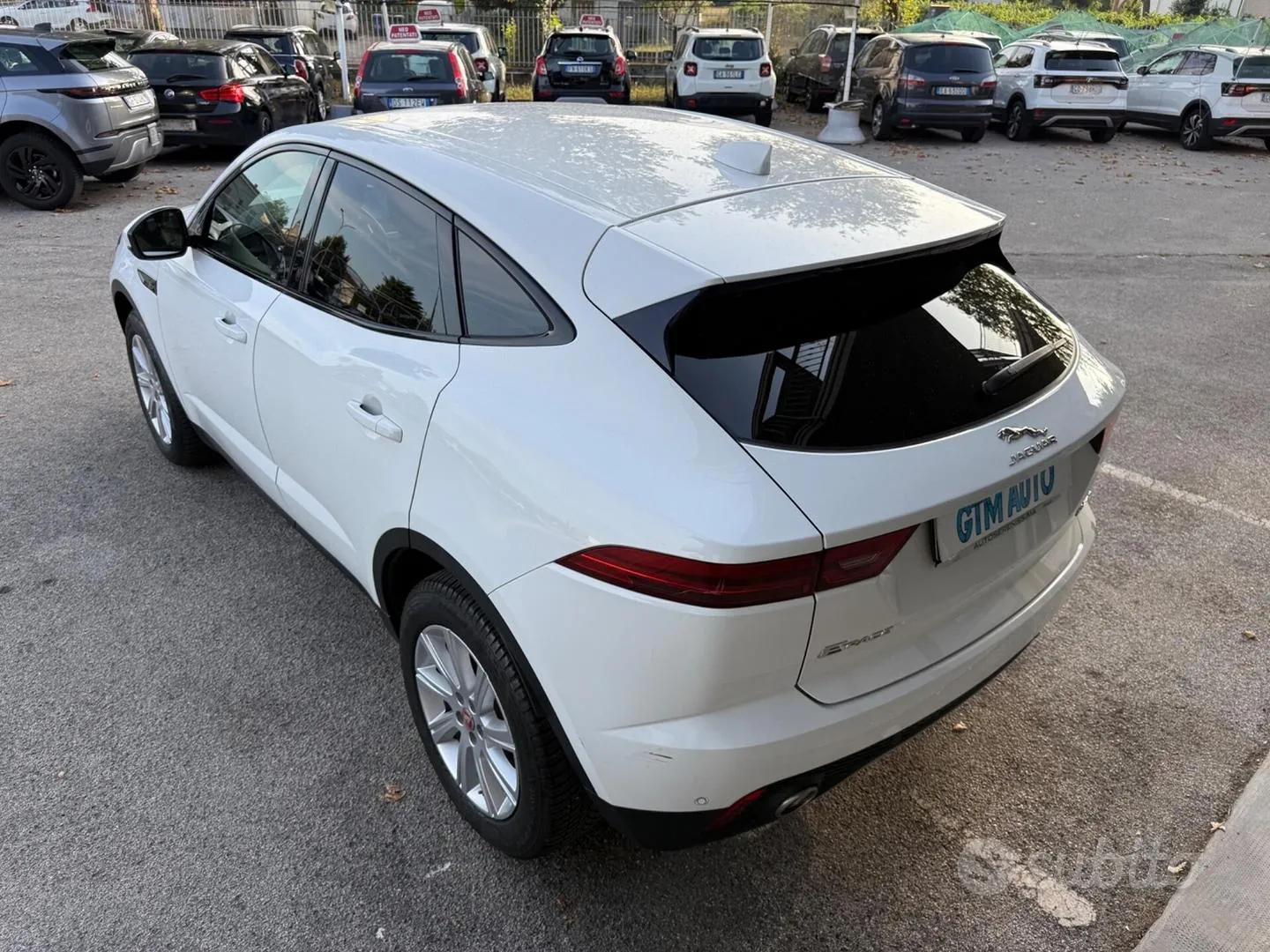 Jaguar E-Pace 2019 photo 5