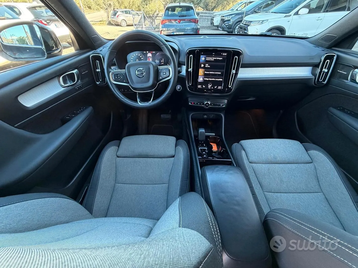 Volvo Xc40 2023 photo 4
