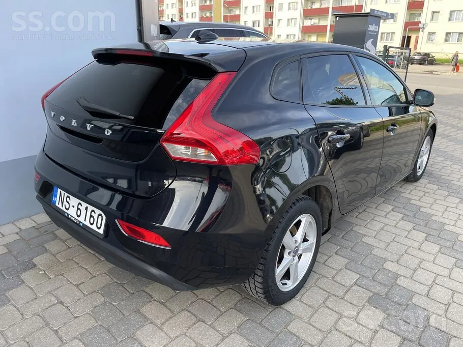 Volvo V40 2013 photo 3