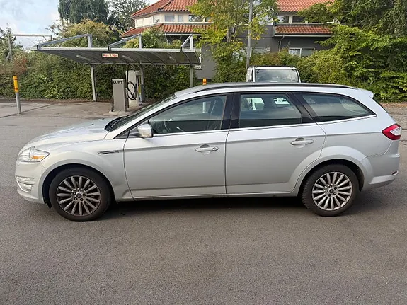 Ford Mondeo 2012 photo 3