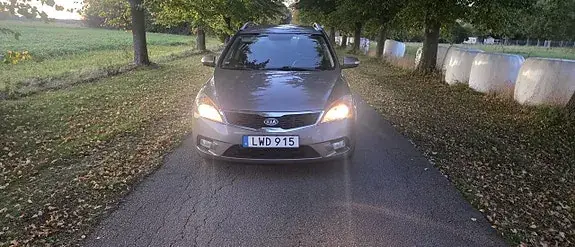Kia Ceed 2012 photo 5