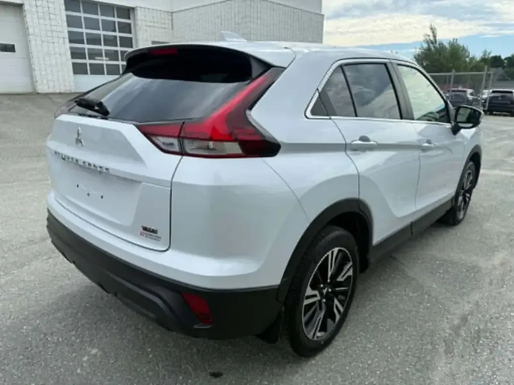 Mitsubishi Eclipse Cross 2024 photo 5