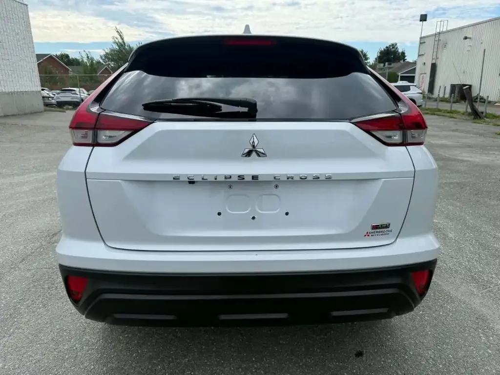 Mitsubishi Eclipse Cross 2024 photo 4