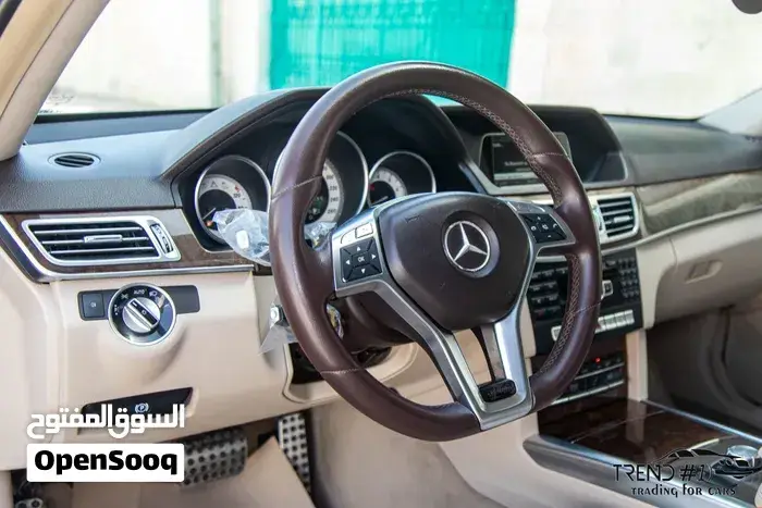 Mercedes-Benz E200 2014 photo 2