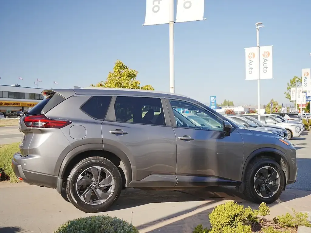 Nissan Rogue 2026 photo 5
