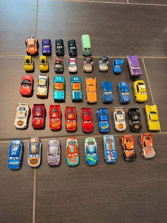 Disney Cars Autos