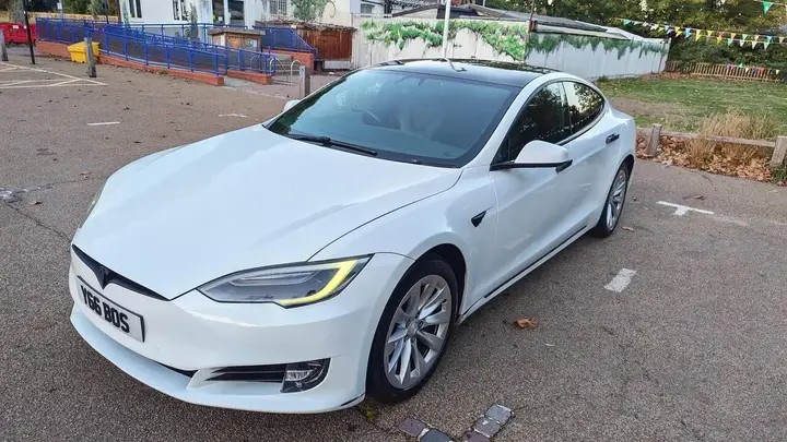 Tesla Model S 2018 photo 5